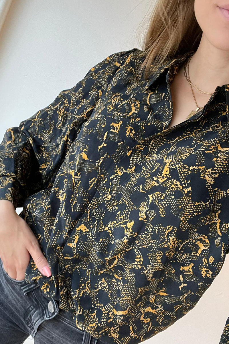 Mie Blouse Leopard Snake