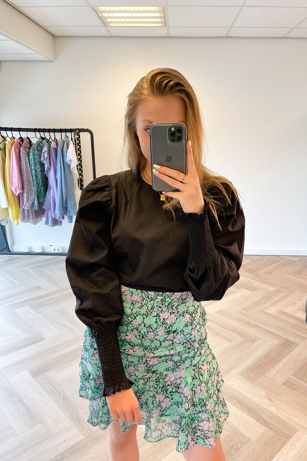 Allia Top Black